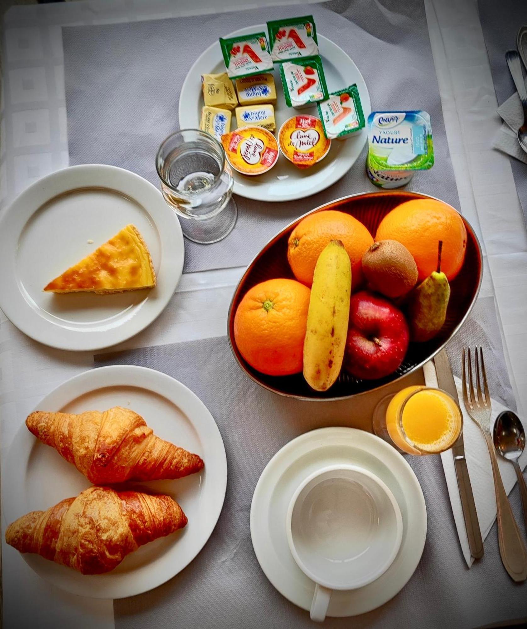 Hotel De Lisieux Lourdes Ngoại thất bức ảnh